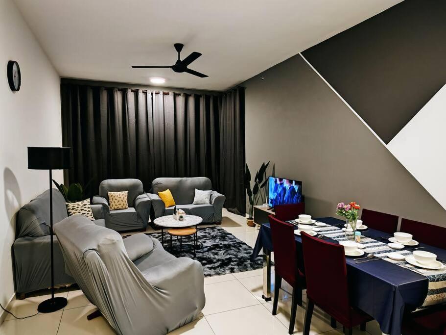 Infinity Pool 2Br Suite 7Pax @Beacon @Georgetown מראה חיצוני תמונה