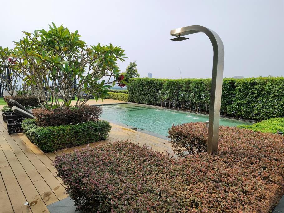 Infinity Pool 2Br Suite 7Pax @Beacon @Georgetown מראה חיצוני תמונה